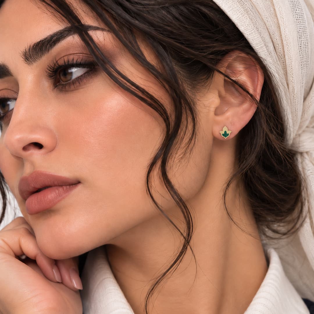 گوشواره طلا میناکاری اسلیمی زنانه — تصویر ۲